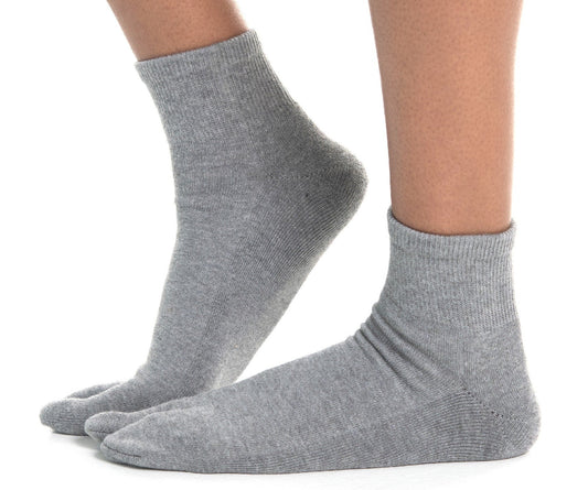 Mini-Crew - V-Toe Thicker Flip-Flop Tabi Socks Athletic or Casual Grey Cotton Blend Comfortable Stylish