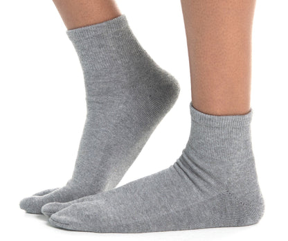 V-Toe Athletic Split-Toe Tabi Socks Thicker Mini Quarter Crew in Black, White or Gray
